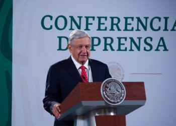 LÓPEZ OBRADOR APLAUDE EL PLAN MIGRATORIO DE BIDEN Y LA SUSPENSIÓN DEL MURO