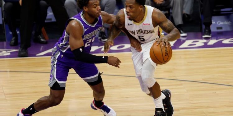 LOS JAZZ Y LOS CLIPPERS DAN UNA LECCIÓN DE JUEGO EN EQUIPO, AL REVÉS QUE LOS MAVERICKS