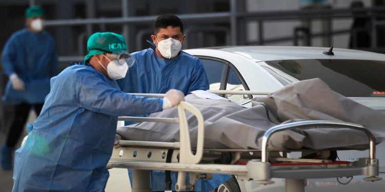 MÉXICO SUMA 10.872 CONTAGIOS EL DÍA QUE LÓPEZ OBRADOR DA POSITIVO EN LA COVID