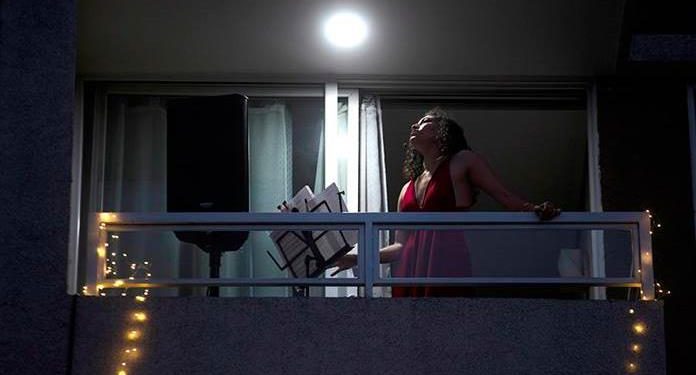 MICROCONCIERTOS DESDE EL BALCÓN PARA UNA NOCHE DE VERANO EN SANTIAGO