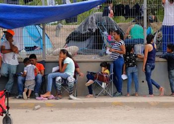 MIGRANTES VARADOS EN MÉXICO ESPERAN «IN EXTREMIS» UN NUEVO DESTINO CON BIDEN