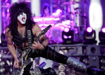 PAUL STANLEY, VOCALISTA DE KISS, ANUNCIA UN NUEVO PROYECTO MUSICAL Y DISCO