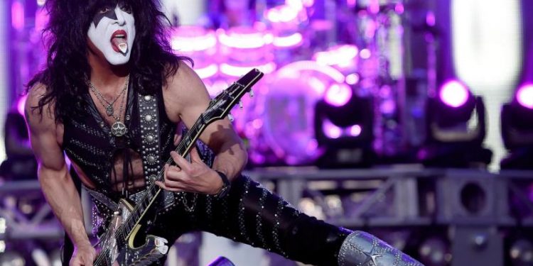 PAUL STANLEY, VOCALISTA DE KISS, ANUNCIA UN NUEVO PROYECTO MUSICAL Y DISCO