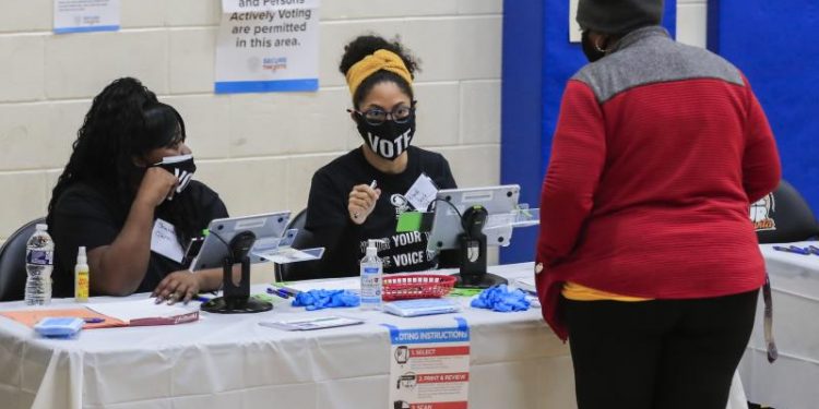 SE INICIA LA VOTACIÓN EN GEORGIA POR DOS PUESTOS EN EL SENADO DE EE.UU.