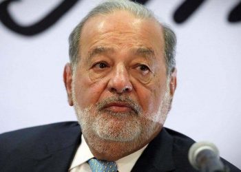 SLIM CUMPLE 81 AÑOS INGRESADO EN UN HOSPITAL PÚBLICO POR LA COVID-19