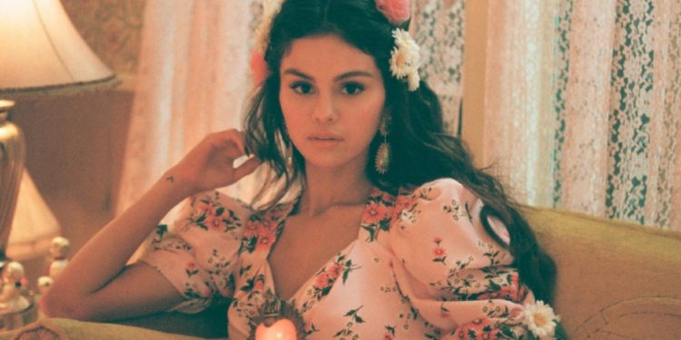 SELENA GÓMEZ LANZA EL PRIMER SENCILLO DE SU ESPERADO DISCO EN ESPAÑOL