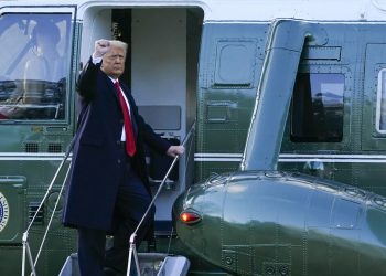 TRUMP DEJA LA CASA BLANCA