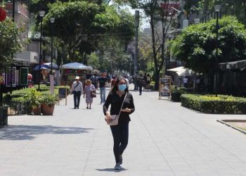 CIUDAD DE MÉXICO PROLONGA UNA SEMANA EL CIERRE DE ACTIVIDADES NO ESENCIALES
