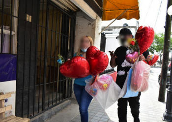 PIDE SALUD MODERAR FESTEJOS DE SAN VALENTÍN, PARA EVITAR MÁS CASOS DE COVID