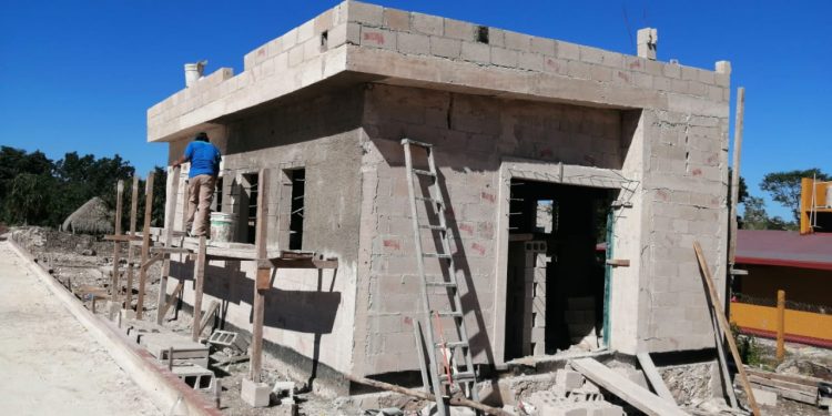 LA SECRETARÍA DE OBRAS PÚBLICAS REALIZA OBRAS A FAVOR DE LA GENTE EN LA COMUNIDAD AGUADA LA PRESUMIDA