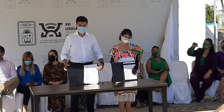 RED FEMINISTA QUINTANARROENSE ENTREGARÁ EL CONGRESO CUANDO LA DESPENALIZACIÓN DEL ABORTO SEA SOMETIDA A VOTACIÓN