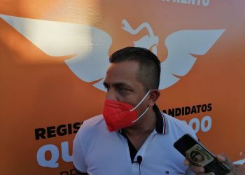SE REGISTRA NAHÚM FUENTES COMO ASPIRANTE A LA CANDIDATURA A LA ALCALDÍA DE OTHÓN P. BLANCO