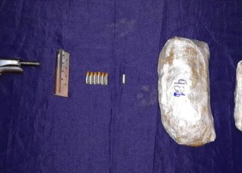 DETIENEN A 3 SUJETOS CON DROGA Y ARMAS EN TULUM