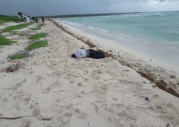 NAUFRAGIO POR TURBONADA DEJA DOS MUERTOS Y DOS SOBREVIVIENTES EN COZUMEL