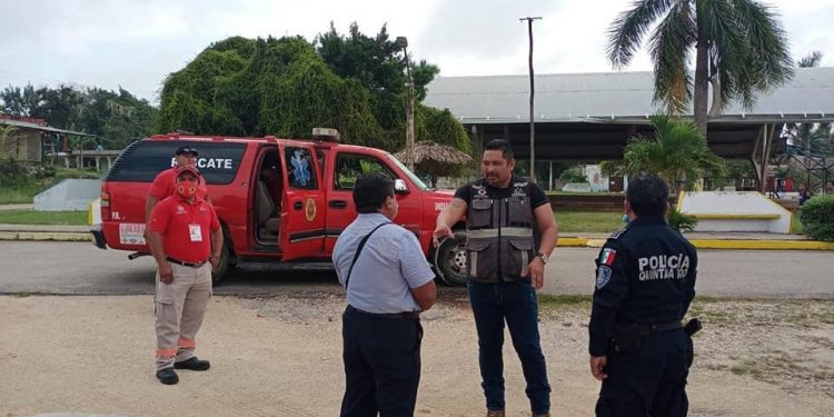 CFE TRABAJA PARA RESTABLECER LA ENERGÍA ELÉCTRICA EN EL POBLADO DE SEÑOR EN FELIPE CARRILLO PUERTO