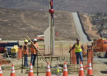 OBRADOR CELEBRA EL FIN DE LA CONSTRUCCIÓN DEL MURO FRONTERIZO
