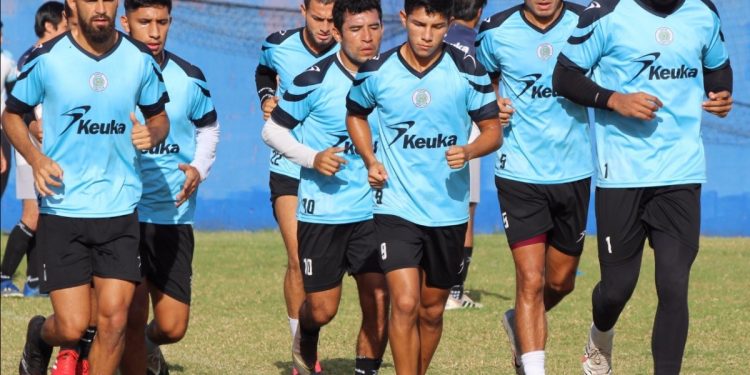 “TIRAR LA TOALLA, LO PEOR QUE PODEMOS HACER”: DIEGO ROSALES, TRAS LOS MALOS RESULTADOS DEL CANCÚN FC