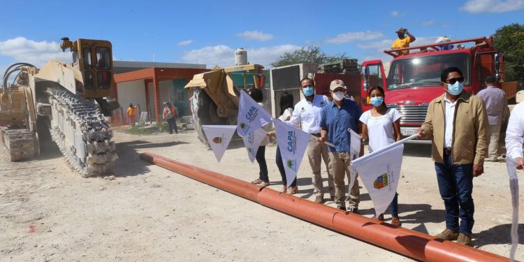 CARLOS JOAQUÍN ENCABEZÓ EL INICIO DE LA INVERSIÓN PARA CONSTRUIR EL DRENAJE SANITARIO EN MAHAHUAL
