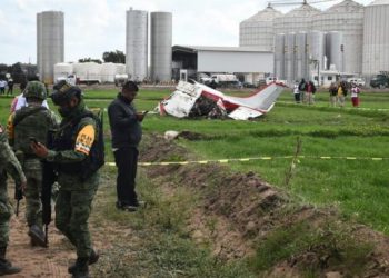 CAE AVIONETA SINALOA; MUEREN TRES PERSONAS