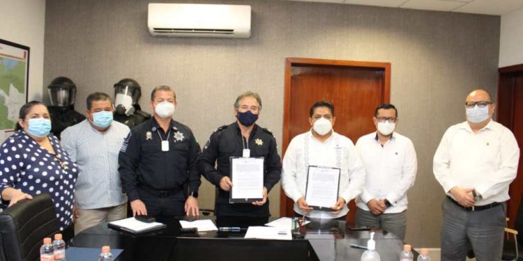 SIGNAN CONVENIO SSPC Y COPARMEX TABASCO, EN BENEFICIO DE ECONOMÍA DE POLICÍAS