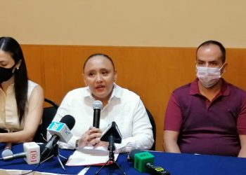 CRISTINA TORRES SE REGISTRA A MORENA, ESPERA GUERRA MEDIÁTICA ENCARNIZADA