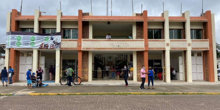 PREPARAN MANIFESTACIÓN TRABAJADORES POR FALTA DE PAGO