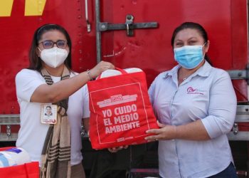RECIBE DIF ISLA MUJERES DONATIVO DE EMPRESA OXXO EN BENEFICIO DE SECTORES MÁS VULNERABLES ANTE EL COVID-19