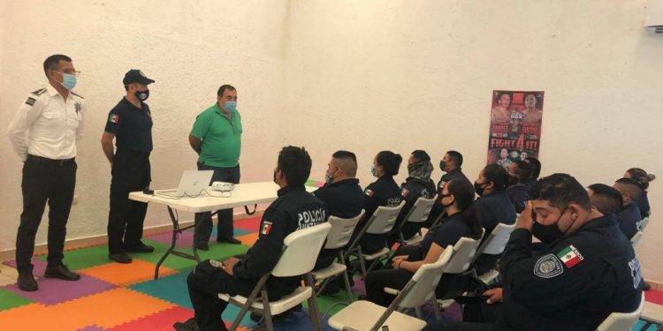 RECIBEN POLICÍAS DE ISLA MUJERES “CURSO DE ADIESTRAMIENTO PARA PERSONAL ACTIVO”