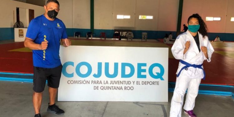 ILIANA POZO, ENFOCADA EN LOGRAR CLASIFICACIÓN A JUEGOS PANAMERICANOS JUVENILES