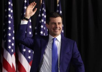 BUTTIGIEG SERÁ EL PRIMER FUNCIONARIO GAY EN EL GABINETE DE EE.UU