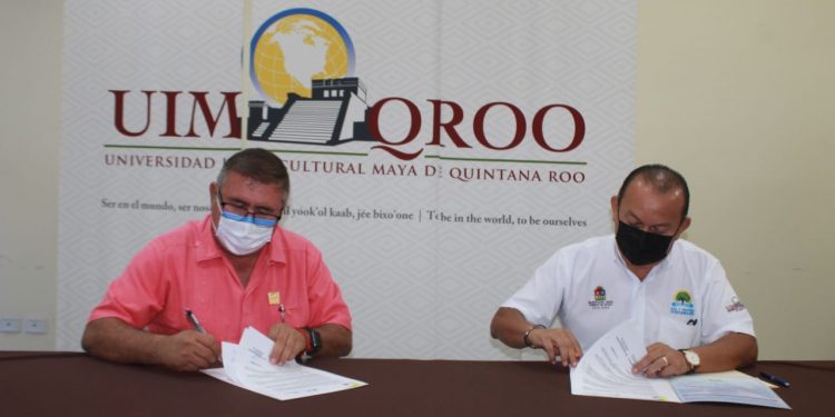 LA UNIVERSIDAD INTERCULTURAL MAYA DE QUINTANA ROO Y EL COLEGIO DE BACHILLERES DEL ESTADO DE QUINTANA ROO FIRMAN CONVENIO DE COLABORACIÓN PARA IMPULSAR EL DESARROLLO ACADÉMICO EN LA ZONA MAYA