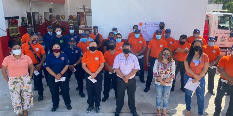 EL INSTITUTO QUINTANARROENSE DE LA MUJER REALIZA ACTIVIDADES POR EL DÍA NARANJA PARA CONCIENTIZAR Y SENSIBILIZAR A LA POBLACIÓN EN GENERAL
