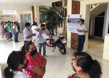 CON EL PAGO A EMPLEADOS DEL AYUNTAMIENTO DE FELIPE CARRILLO PUERTO PONEN FIN A MANIFESTACIONES