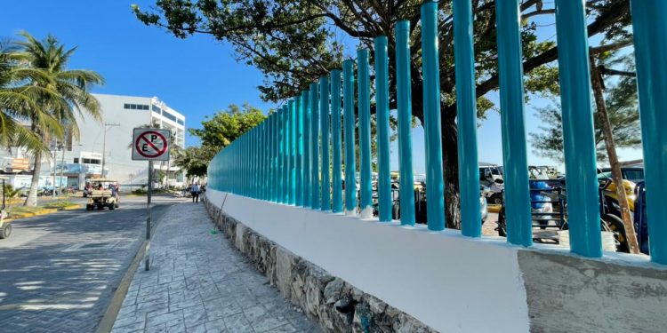 AVANCE DE 95 POR CIENTO DEL ANDADOR Y BARDA PERIMETRAL DEL RECINTO PORTUARIO DE ISLA MUJERES