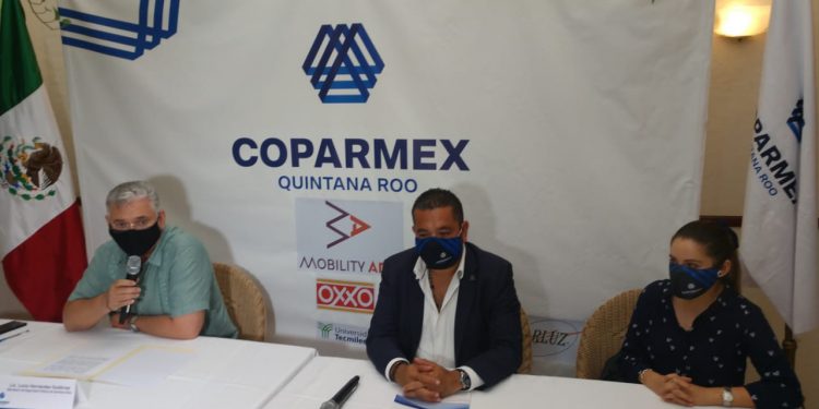 PRESENTAN COPARMEX CANCÚN CHAT DE DENUNCIA DE ATENCIÓN A EMPRESARIOS
