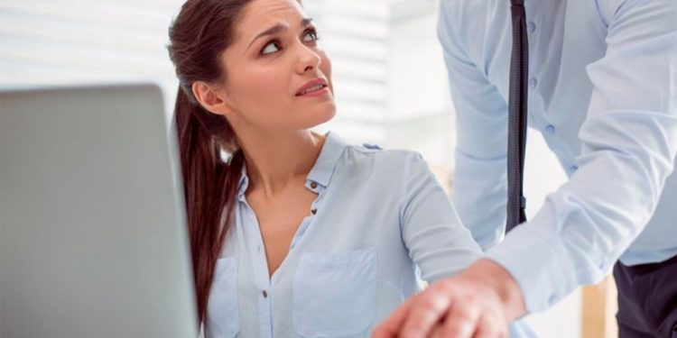 EL INSTITUTO QUINTANARROENSE DE LA MUJER IMPARTE PLÁTICAS SOBRE LA “PREVENCIÓN DEL HOSTIGAMIENTO Y ACOSO SEXUAL”