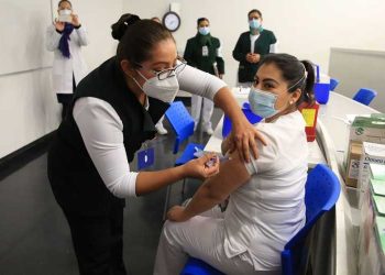 AMLO NIEGA USO DE VACUNAS ANTICOVID CON FINES ELECTORALES