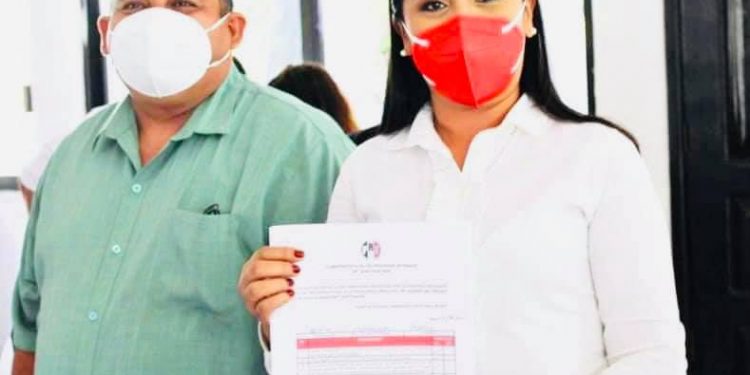 PAOLY PERERA, MUJER PREPARADA PARA GOBERNAR FELIPE CARRILLO PUERTO