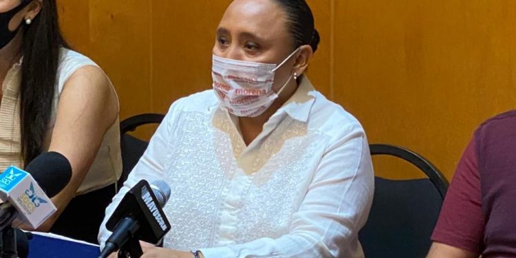 MORENISTAS DAN BIENVENIDA A CRISTINA TORRES GÓMEZ