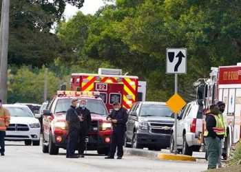 AGENTES DEL FBI RESULTAN HERIDOS DURANTE REGISTRO DE UNA VIVIENDA DE FLORIDA