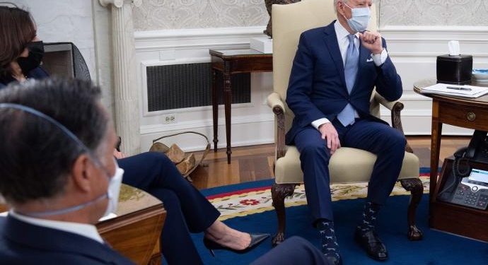 BIDEN FORMARÁ UN GRUPO PARA REUNIFICAR A LOS MENORES SEPARADOS DE SUS PADRES POR TRUMP