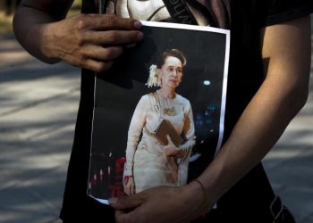 EE.UU. CALIFICA DE «GOLPE DE ESTADO» LO OCURRIDO EN BIRMANIA Y RESTRINGE AYUDA