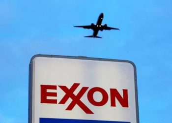 EXXON Y CHEVRON DISCUTIERON UNA POSIBLE FUSIÓN EL AÑO PASADO, SEGÚN EL WSJ