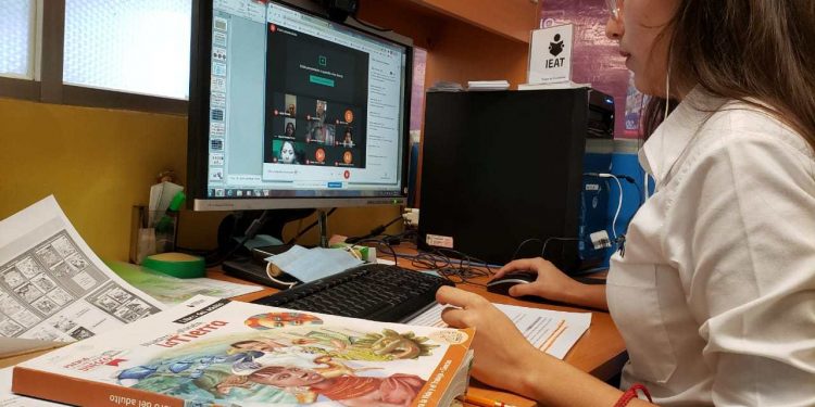 CAPACITA EL INSTITUTO DE EDUCACIÓN PARA ADULTOS DE TABASCO A FIGURAS SOLIDARIAS PARA FACILITAR APRENDIZAJE