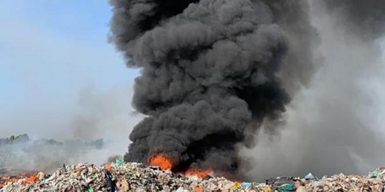 ARDE EL BASURERO MUNICIPAL DE FELIPE CARRILLO PUERTO