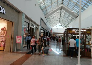 MUEVE «SAN VALENTÍN» A LA GENTE DENTRO DE LAS PLAZAS