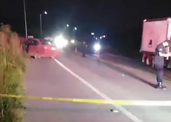 MUERE AL ESTRELLAR SU CARRO EN CONTRA UN MURO