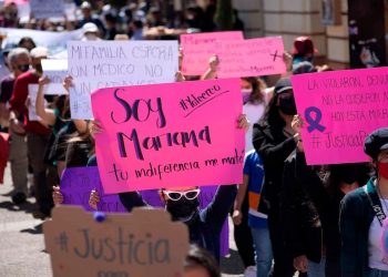 PROTESTAN EN CHIAPAS POR FEMINICIDIO DE MÉDICA QUE INDIGNÓ AL PAÍS