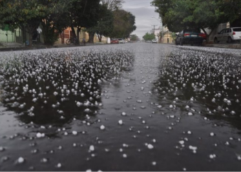 GRANIZADA DEJA SIN ENERGÍA ELÉCTRICA A LA COMUNIDAD DE SEÑOR EN FELIPE CARRILLO PUERTO