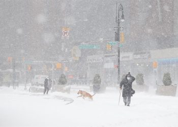 UN GRAN TEMPORAL CUBRE DE NIEVE NUEVA YORK Y TODO EL NORESTE DE EE.UU.